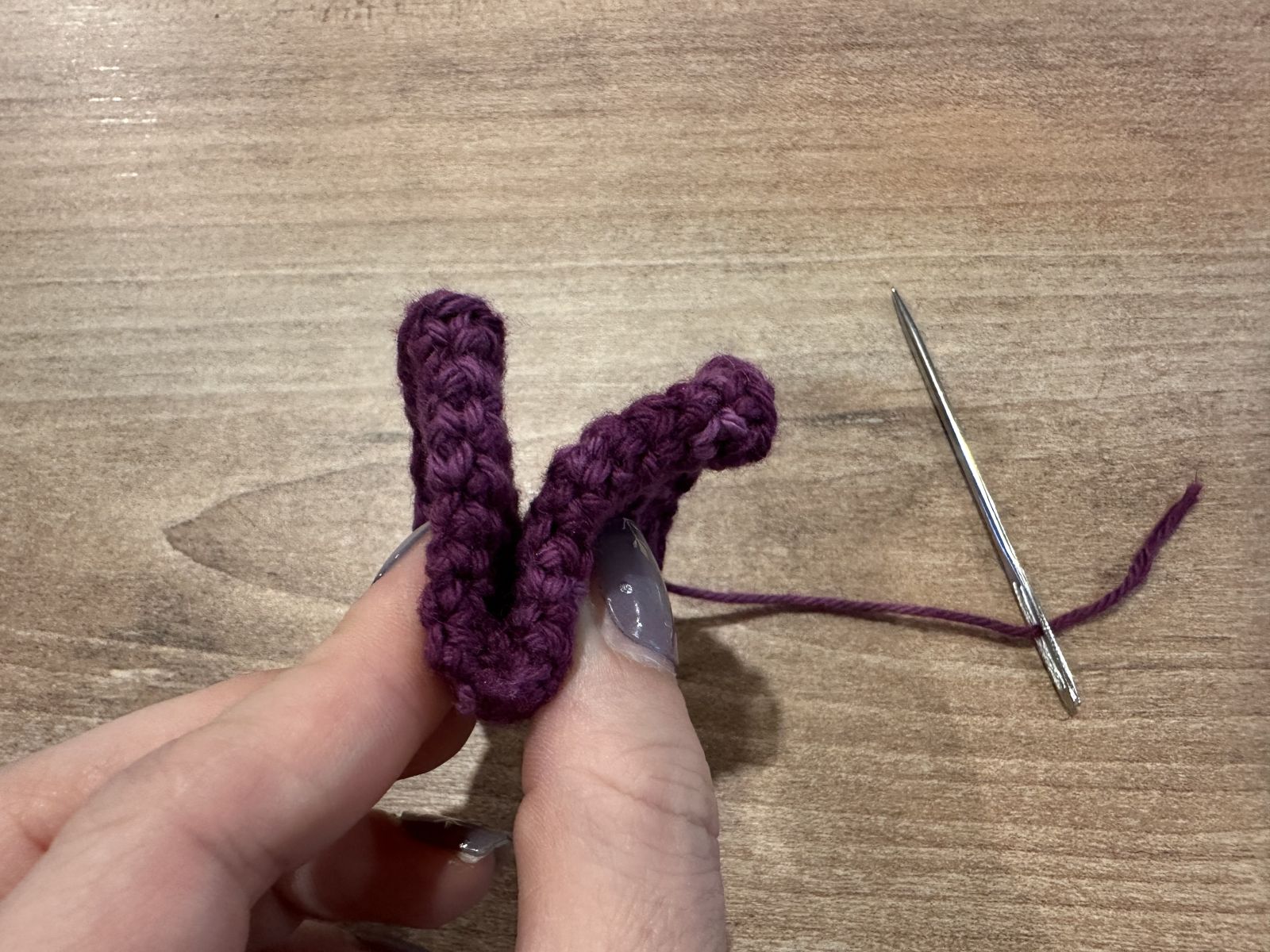 Blog content image for 'Small Crocheted Table Decorations for New Year’s Eve – Fortune Cookies with Wishes & Simple Cutlery Holders with Horseshoes'