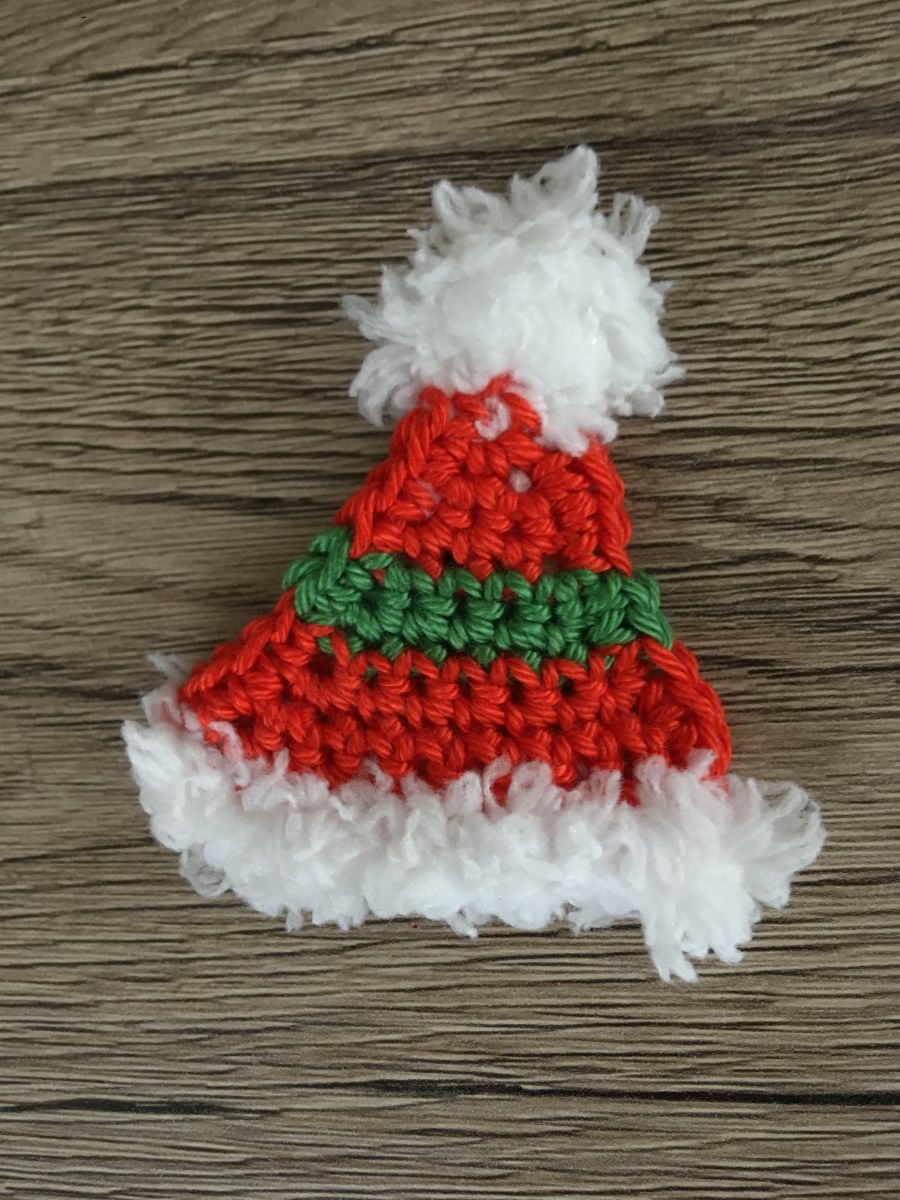 Blog-Inhaltsbild für 'Weihnachtsmütze, kostenlose Häkelanleitung'