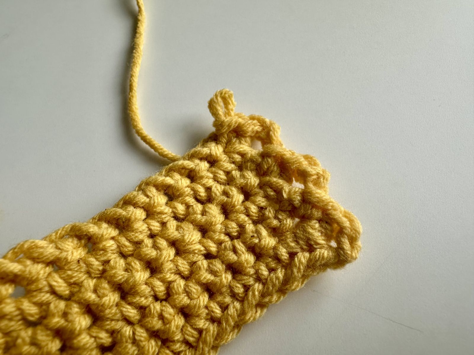 Blog-Inhaltsbild für 'Warum diese einfache Häkeltechnik die Form komplett verändert'