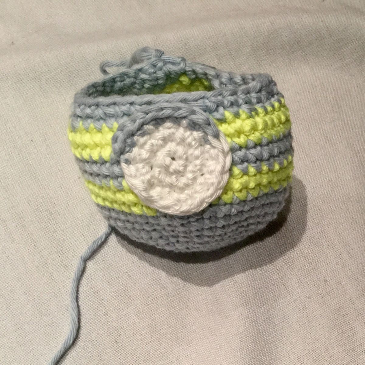 Blog-Inhaltsbild für 'kostenlose Häkelanleitung Alien Arthur anfängerfreundlich'