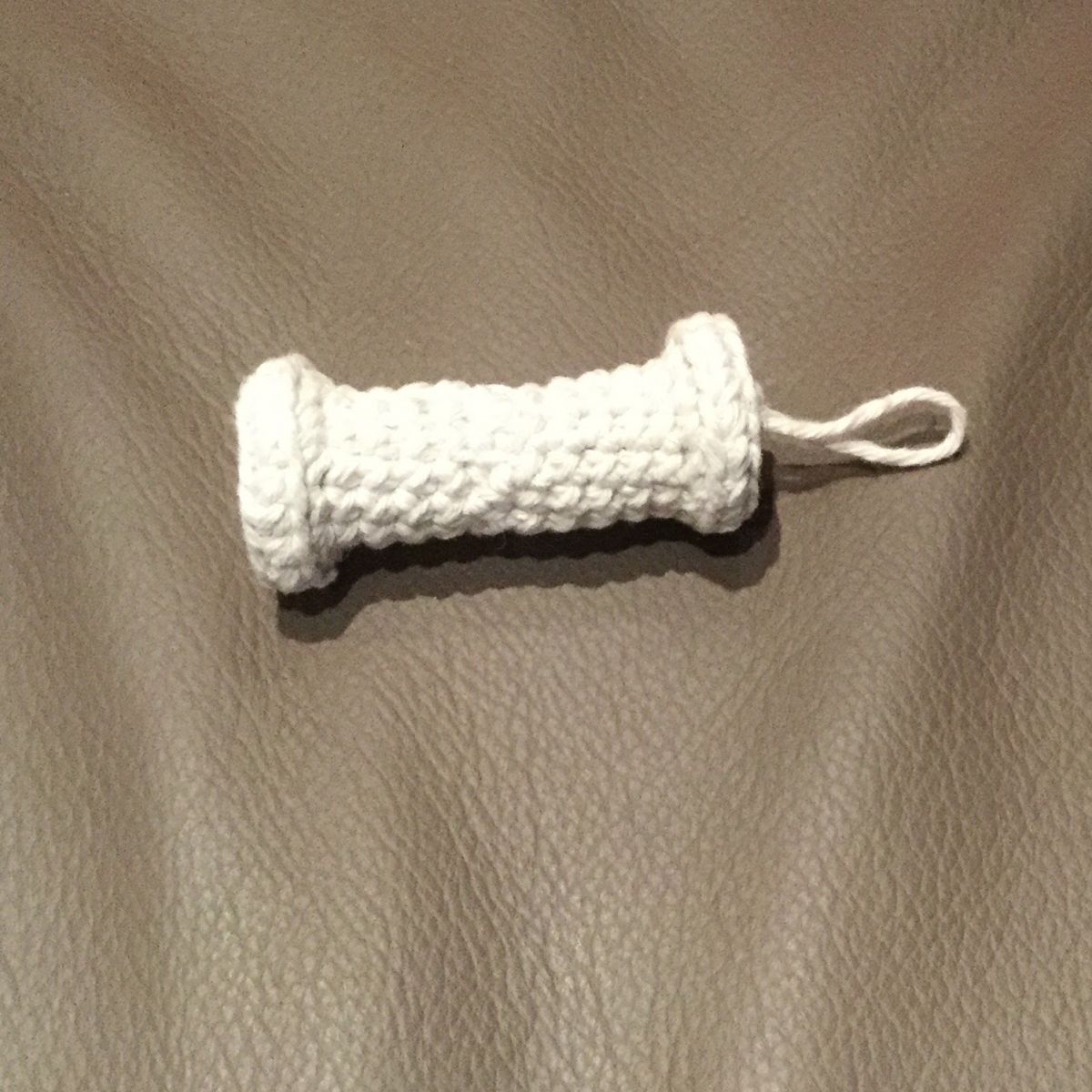 Blog-Inhaltsbild für 'kostenlose Häkelanleitung „Taschenbaumler Garnrollen“'