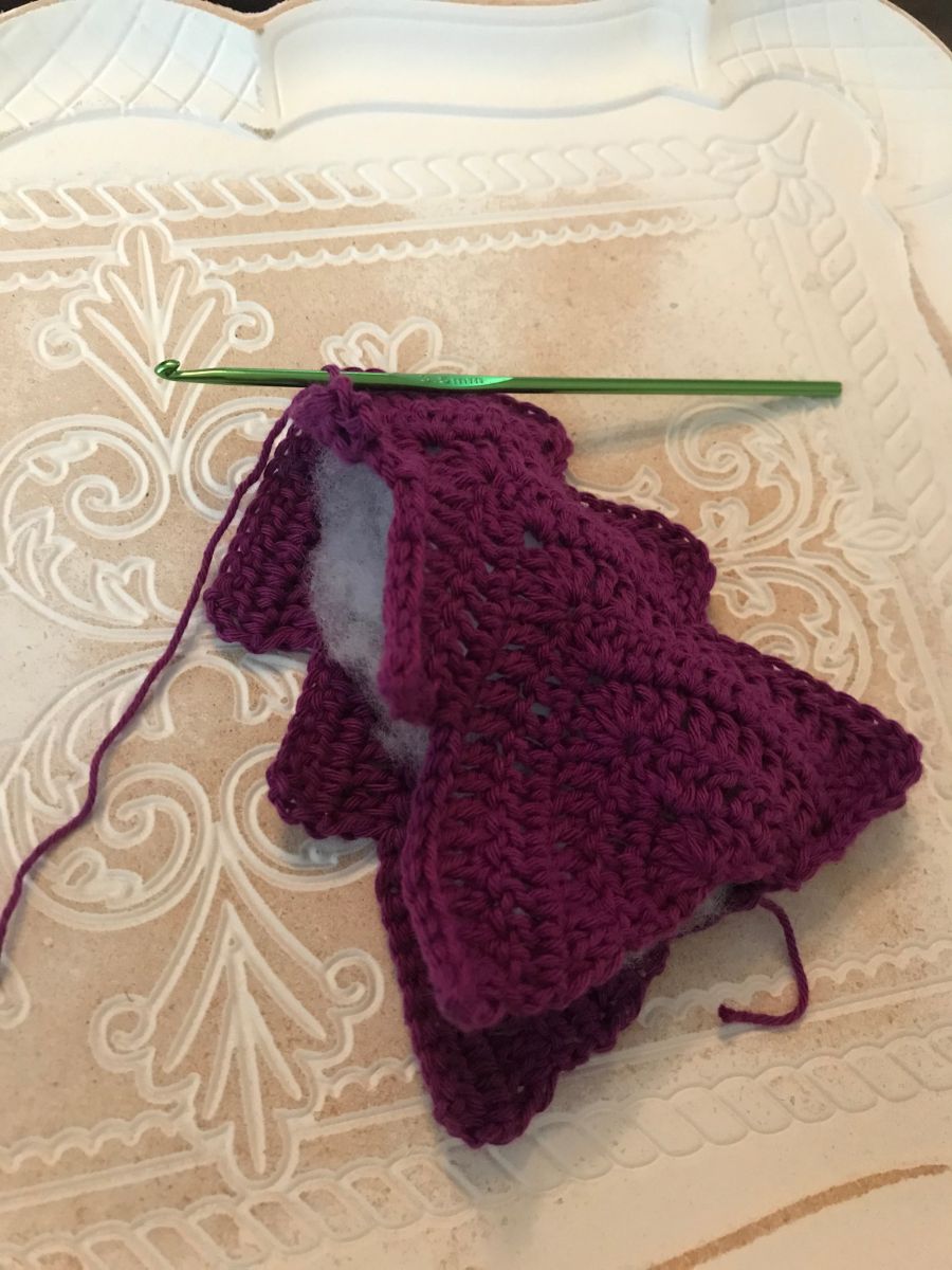 Blog-Inhaltsbild für 'Häkelanleitung Tannenbaum am Stiel'