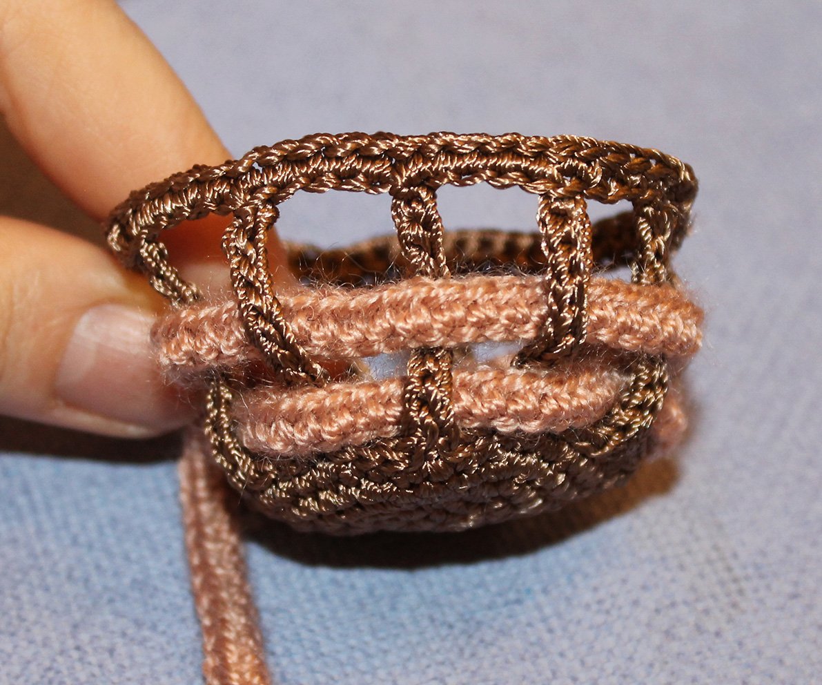 Blog-Inhaltsbild für 'Geflochtener Osterkorb gehäkelt'