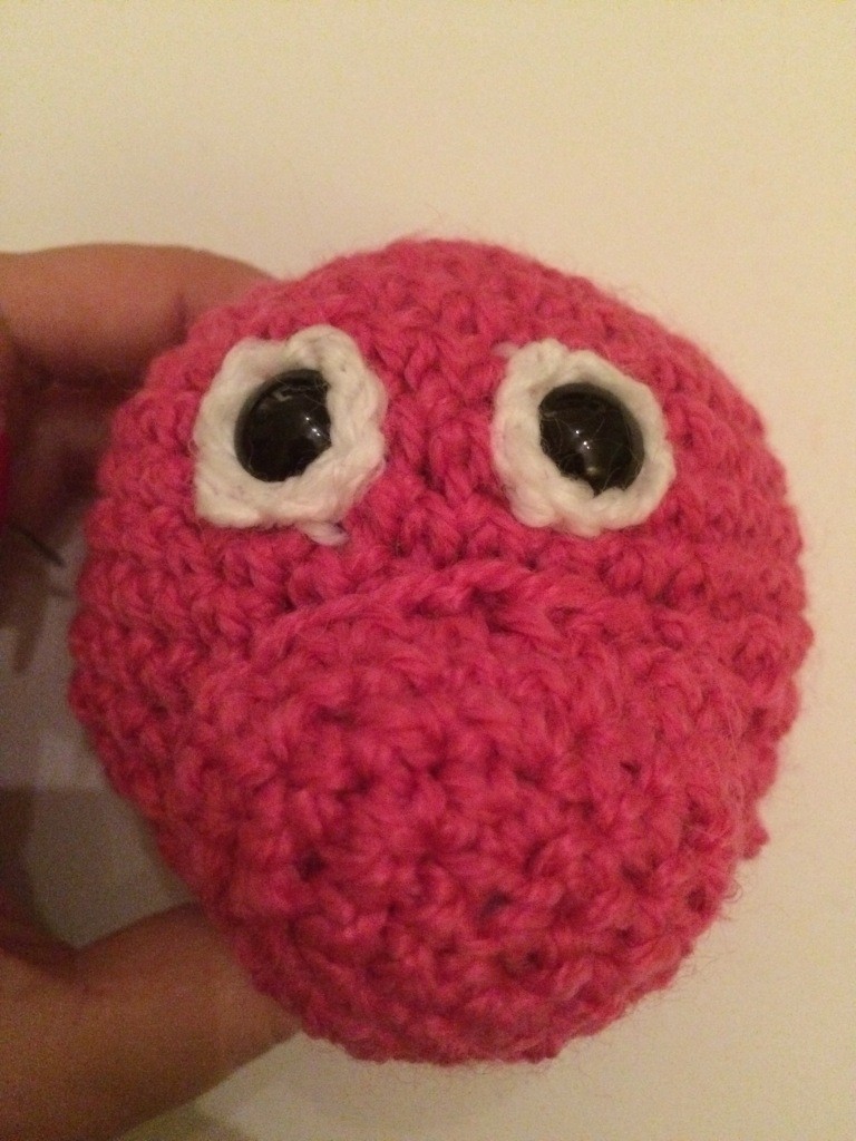 Blog-Inhaltsbild für 'Kostenlose Häkelanleitung - Kleines Schutz-Bärchen auf der Wolke'