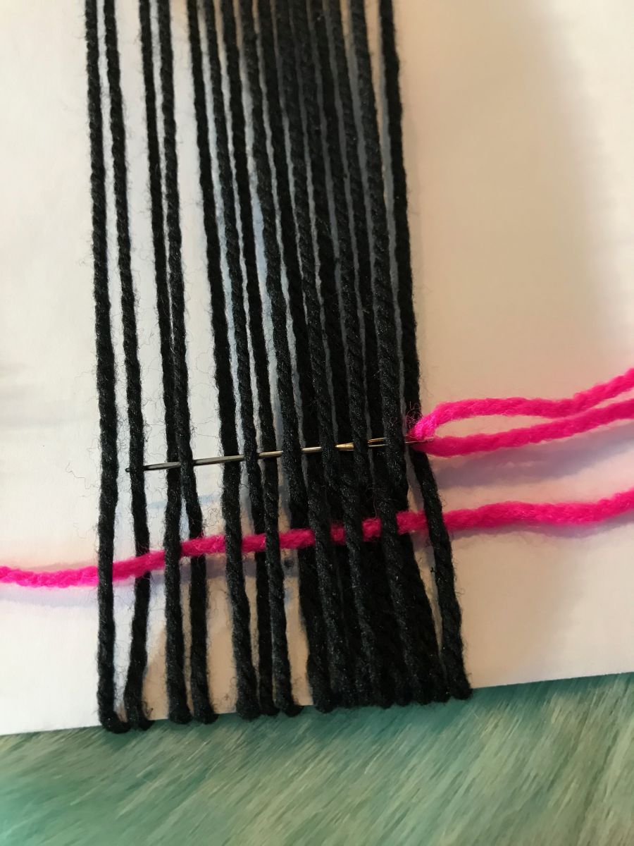 Blog-Inhaltsbild für '4 Geschenkverpackungen aus Wollresten'