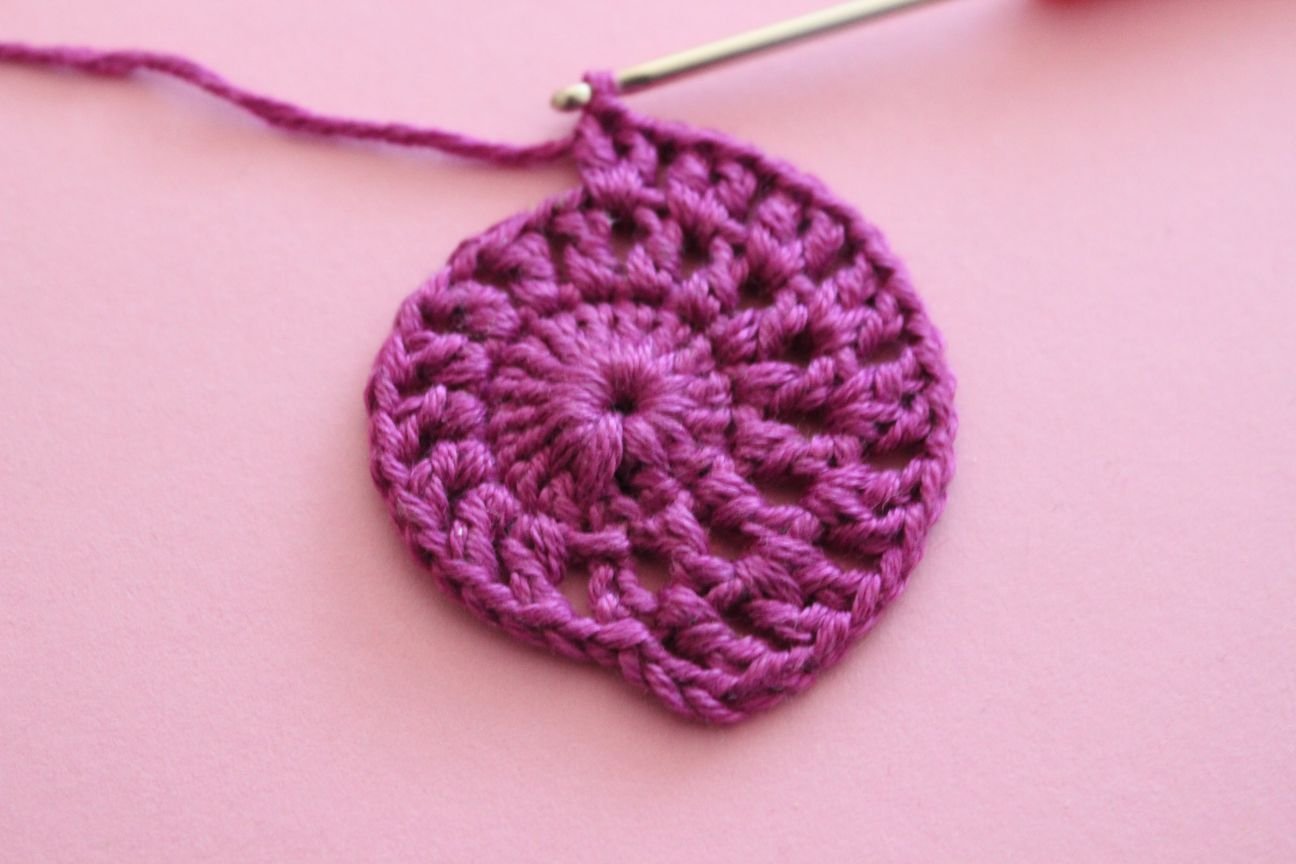 Blog content image for 'Free Crochet Pattern for Baby Hat Orchid'