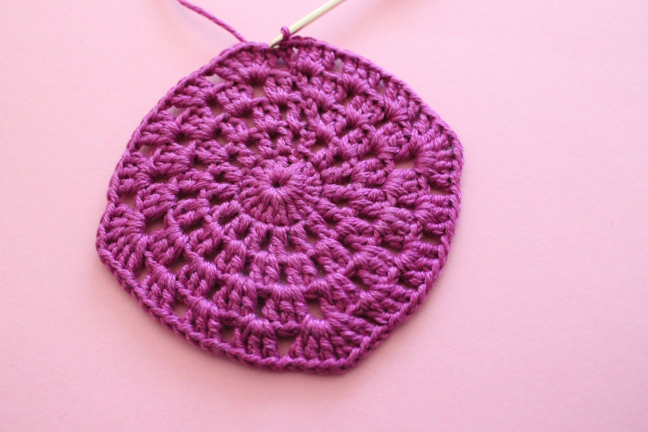 Blog content image for 'Free Crochet Pattern for Baby Hat Orchid'