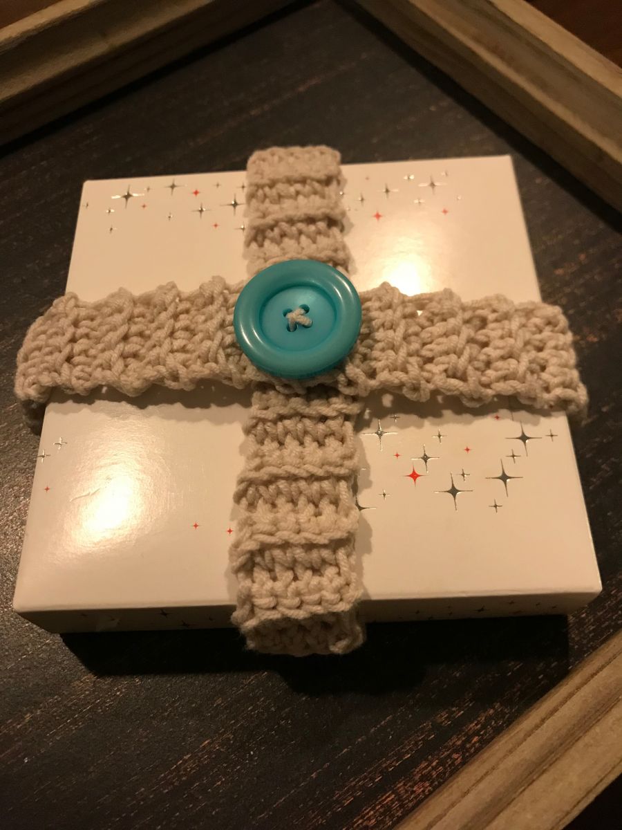 Blog-Inhaltsbild für '4 Geschenkverpackungen aus Wollresten'