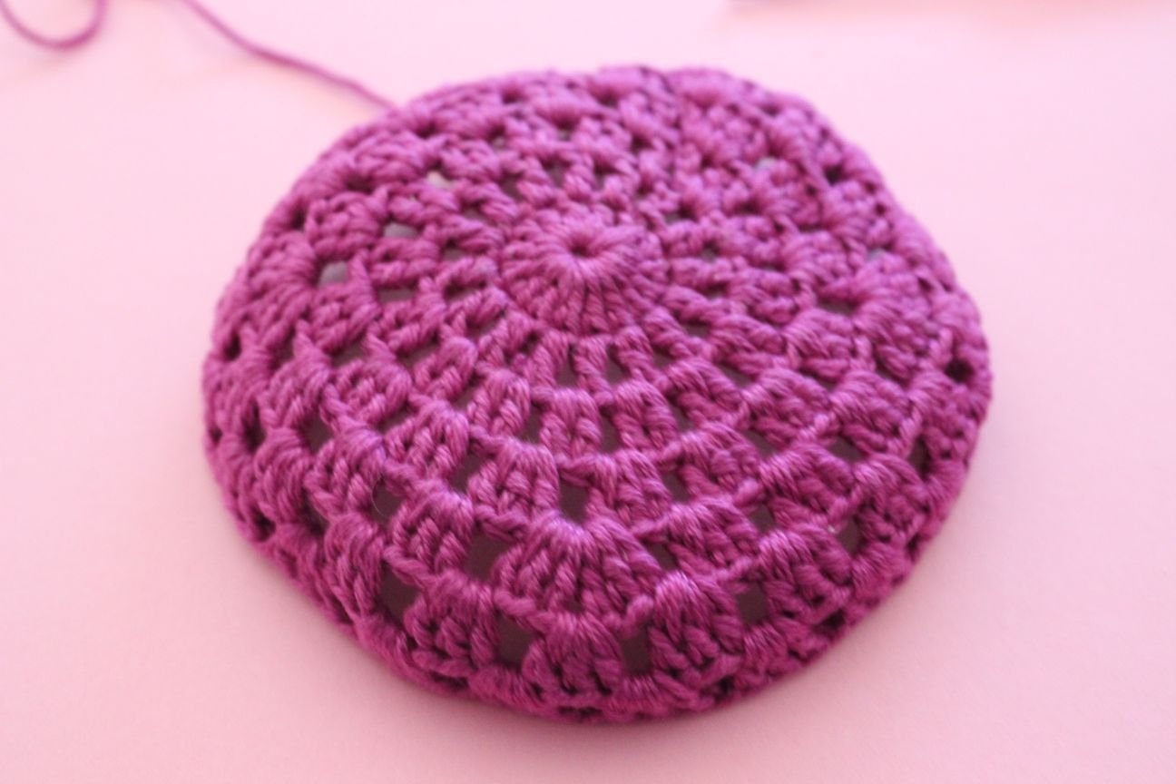 Blog content image for 'Free Crochet Pattern for Baby Hat Orchid'