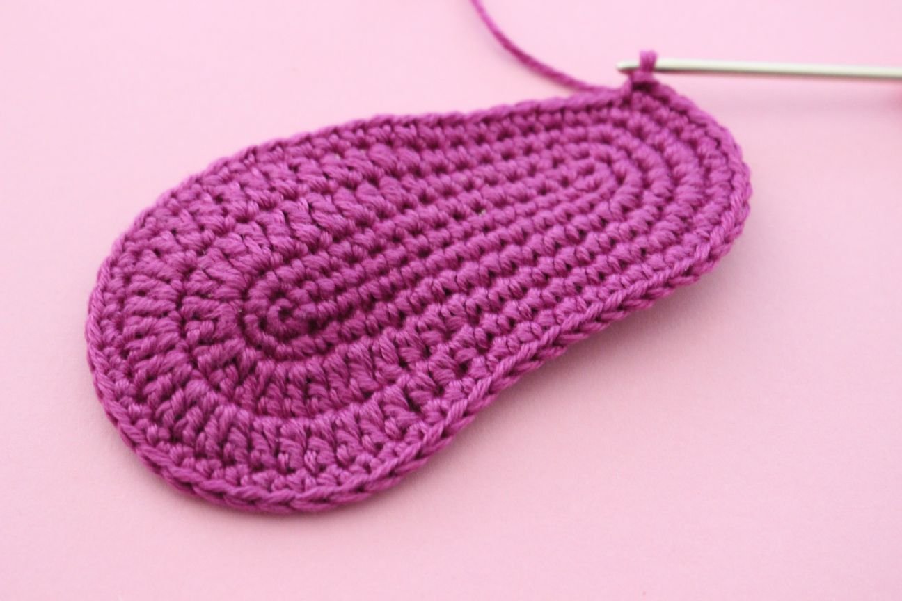 Blog content image for 'Free Crochet Pattern for Baby Booties Orchid'