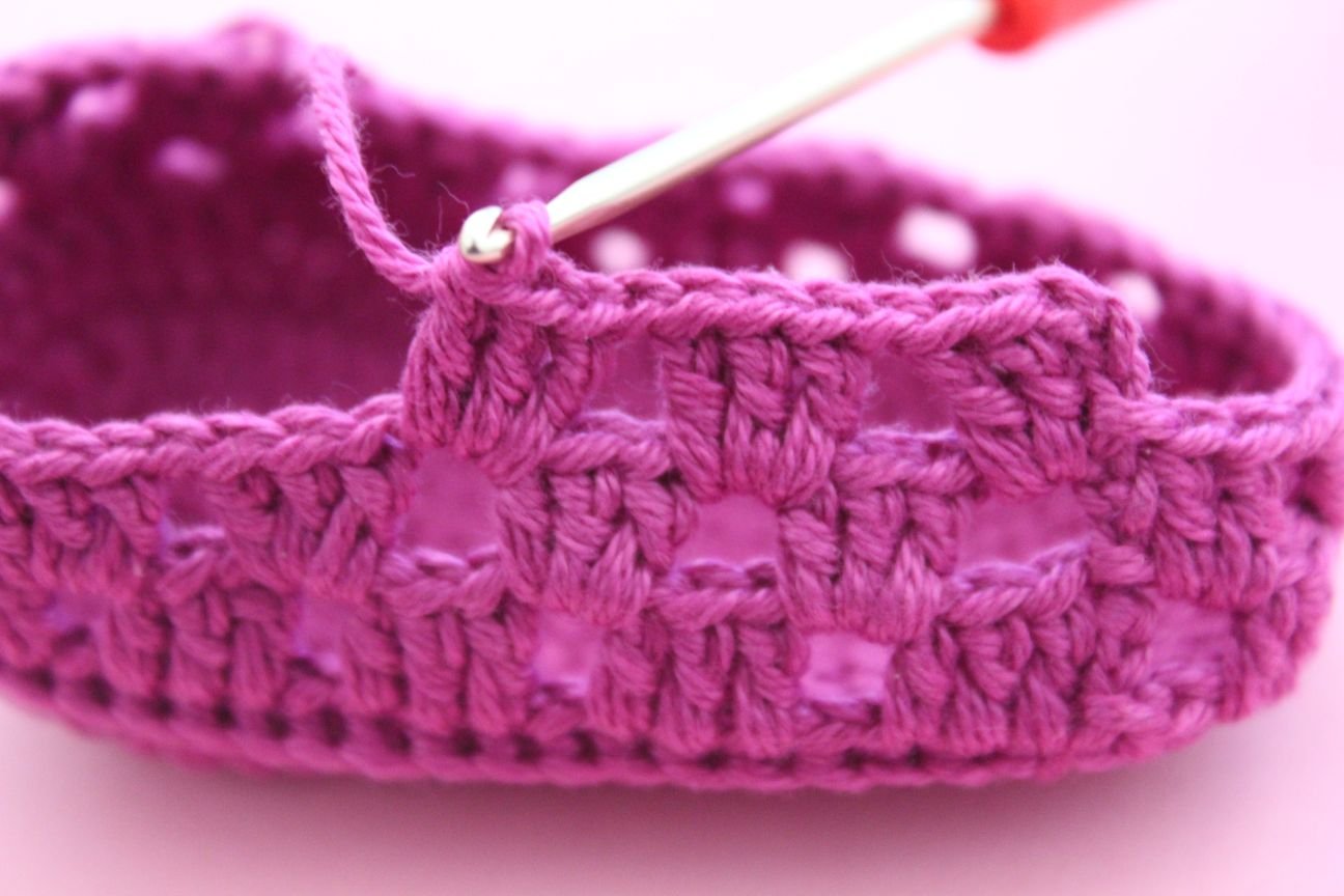 Blog content image for 'Free Crochet Pattern for Baby Booties Orchid'