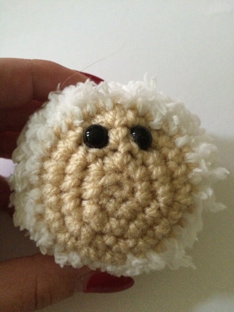 Blog-Inhaltsbild für 'Kostenlose Häkelanleitung - Kleine Schäfchen'