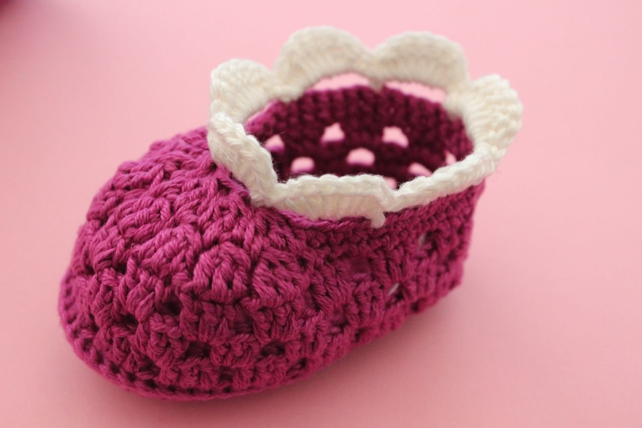 Blog content image for 'Free Crochet Pattern for Baby Booties Orchid'