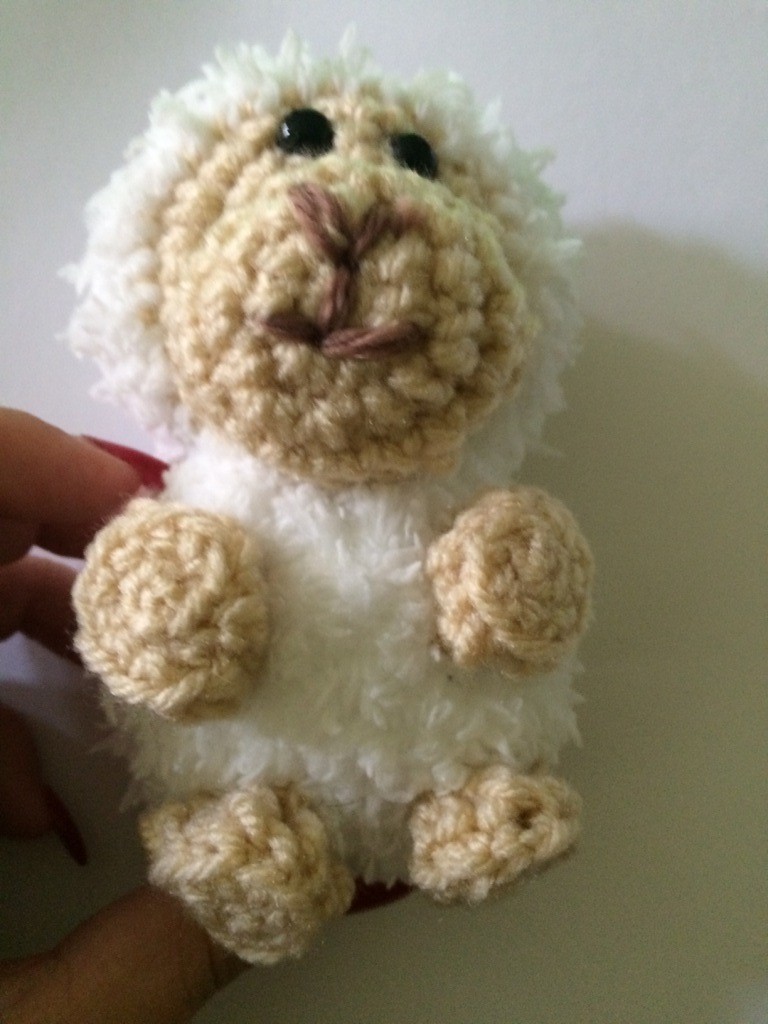 Blog-Inhaltsbild für 'Kostenlose Häkelanleitung - Kleine Schäfchen'