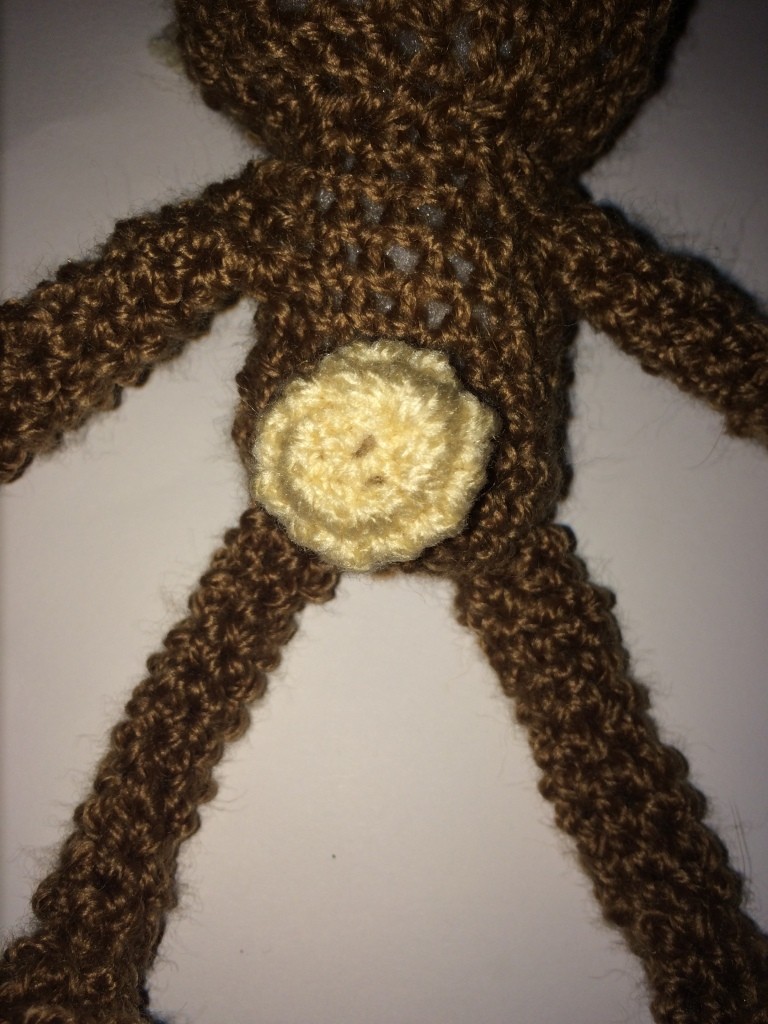 Blog-Inhaltsbild für 'Kostenlose Häkelanleitung - Kleiner Hase auf dem Herz-Kissen'