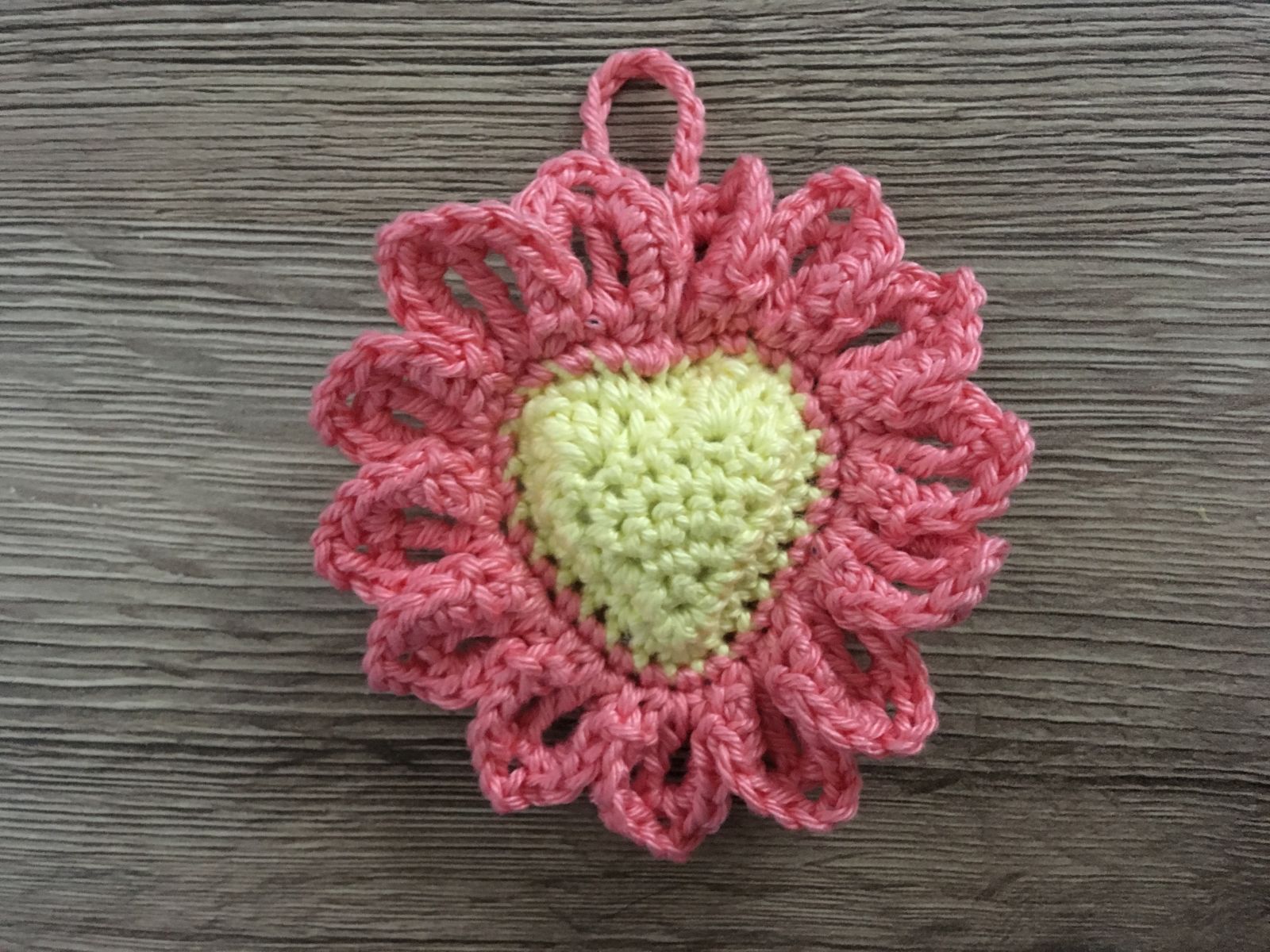 Blog-Inhaltsbild für 'Kostenlose Anleitung, herzige Blumen'