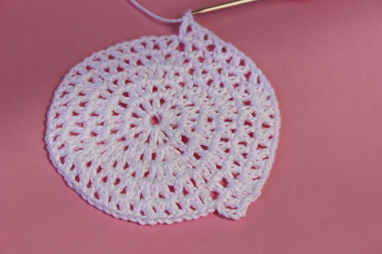 Blog content image for 'Free Crochet Pattern. V-Stitch Baby Hat'