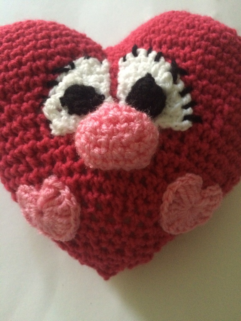 Blog-Inhaltsbild für 'Kostenlose Häkelanleitung - Kleines Valentinsherz'