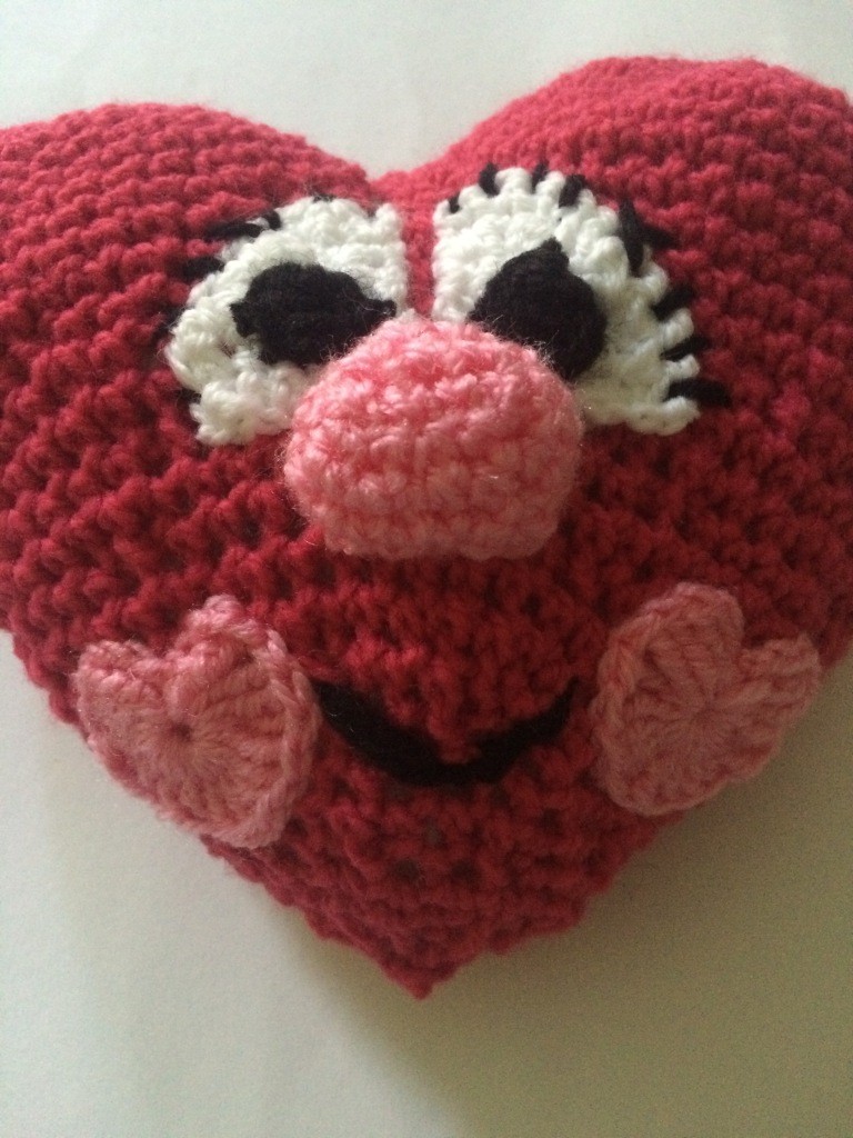 Blog-Inhaltsbild für 'Kostenlose Häkelanleitung - Kleines Valentinsherz'