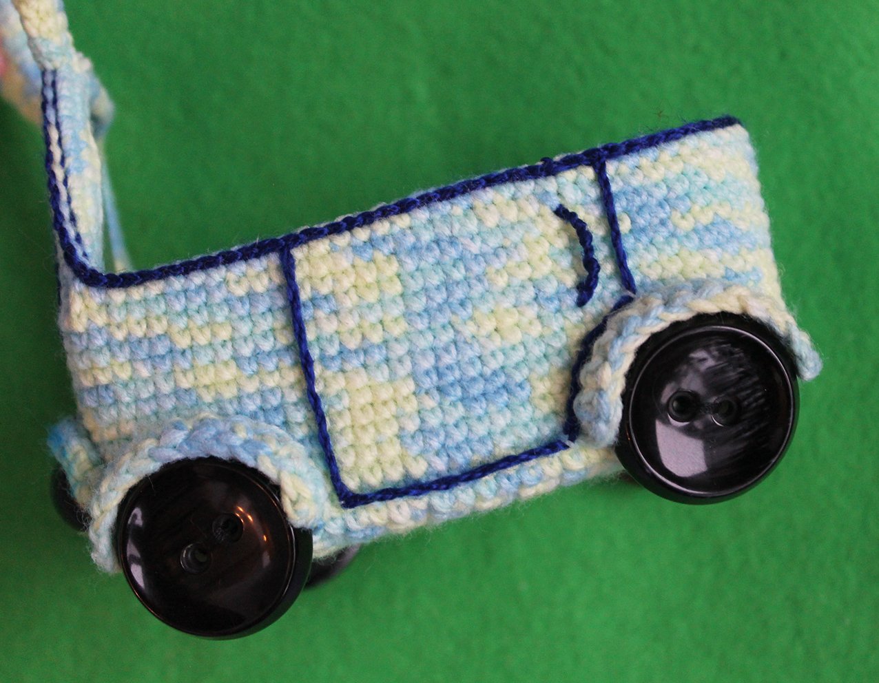 Blog content image for 'Funny Easter car'