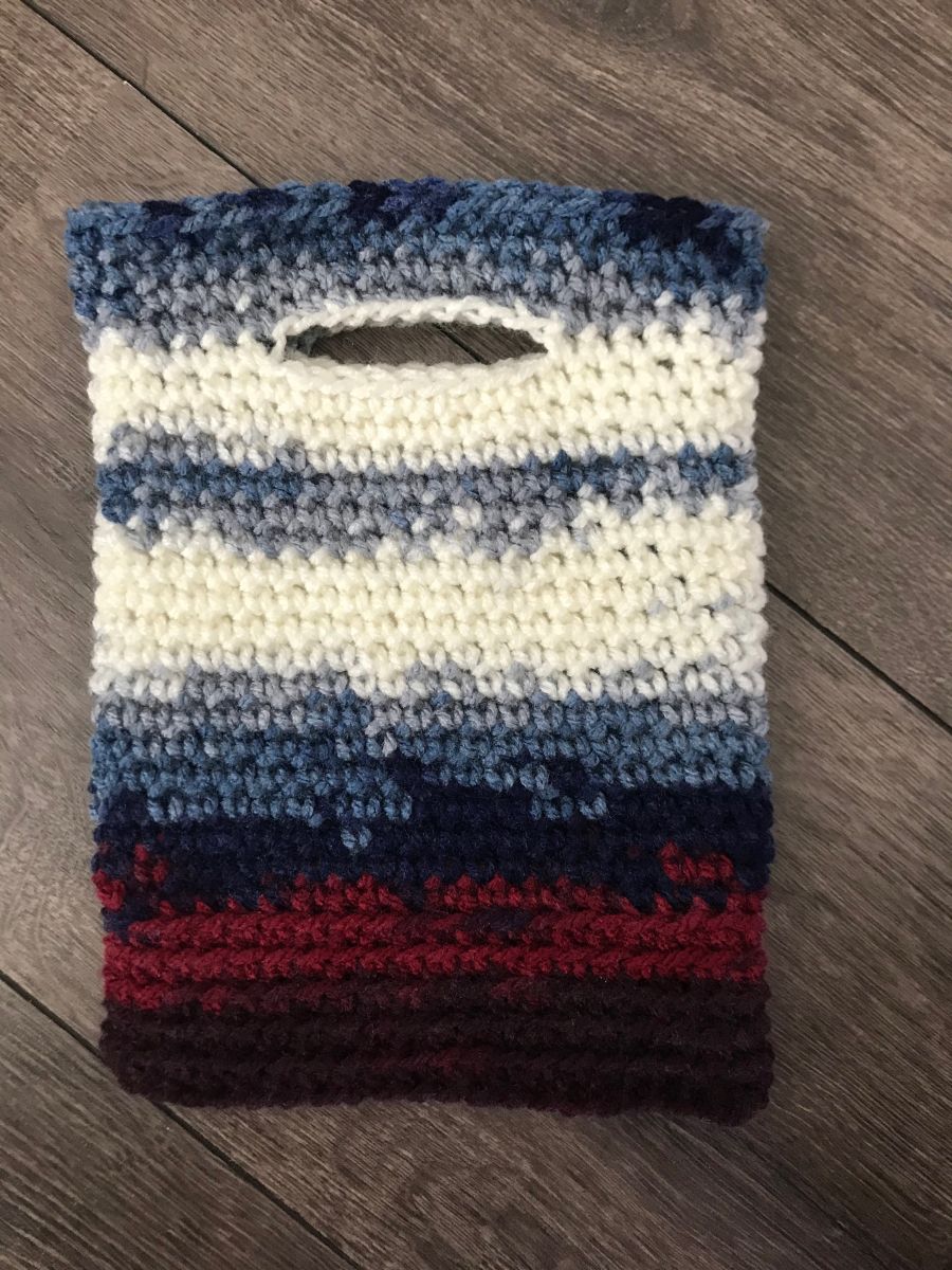 Blog-Inhaltsbild für 'Minitasche mit Bärapplikation in 3D Optik'