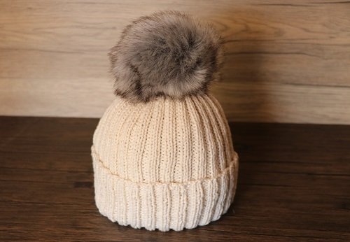 Blog-Inhaltsbild für 'Kostenlose Strickanleitung für eine Mütze'