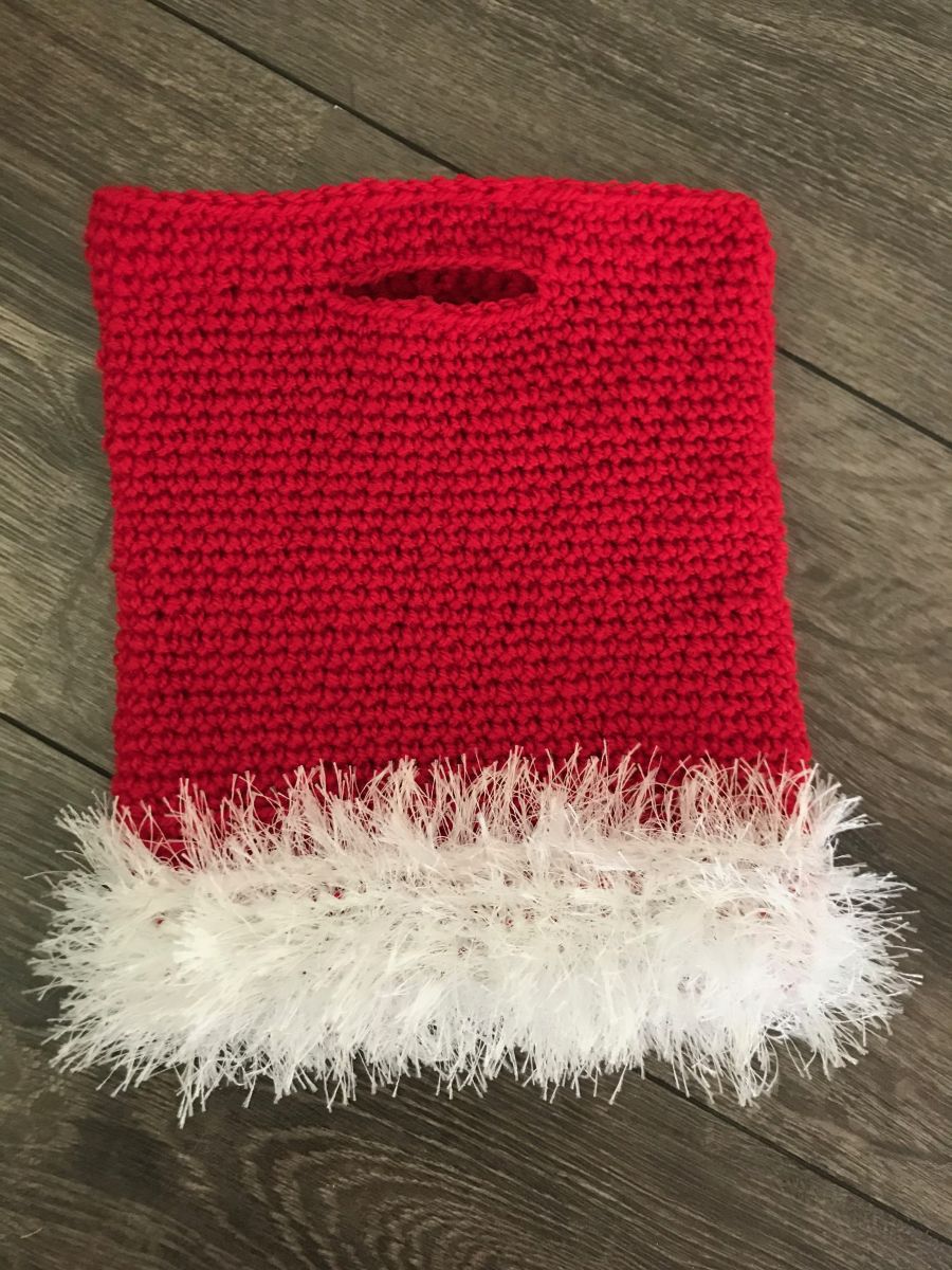 Blog-Inhaltsbild für 'Minitasche mit Herzapplikation in 3D Optik'