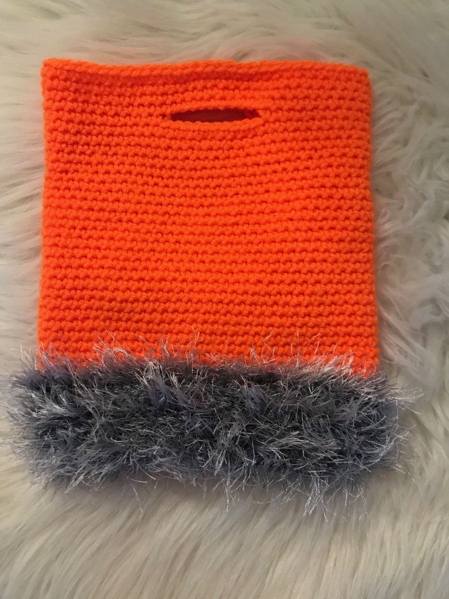 Blog-Inhaltsbild für 'Minitasche mit Giraffenapplikation 3D Optik'