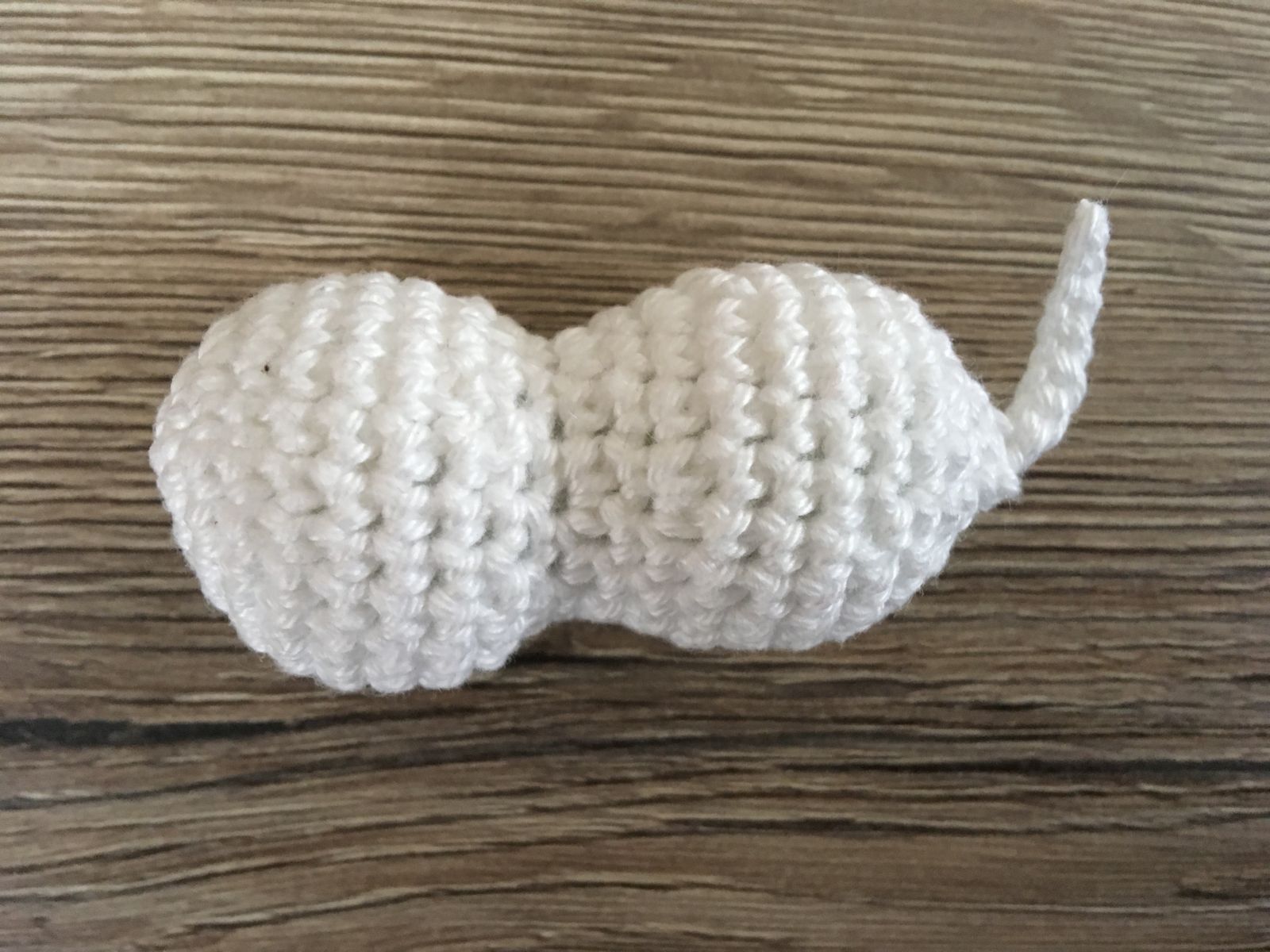 Blog-Inhaltsbild für 'Eisbecher mit Hund, kostenlose Häkelanleitung'