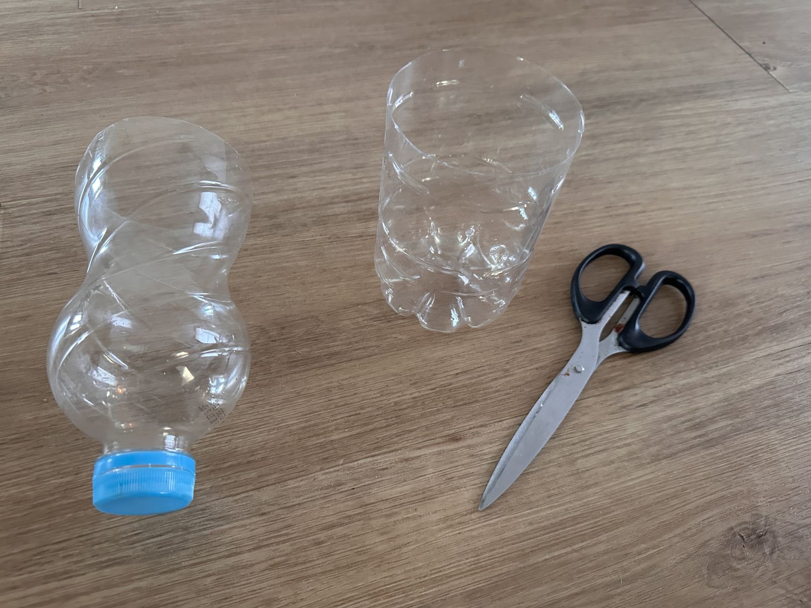 Blog-Inhaltsbild für 'Laterne häkeln für Sankt Martin – kostenlose Anleitung mit Upcycling-Idee'