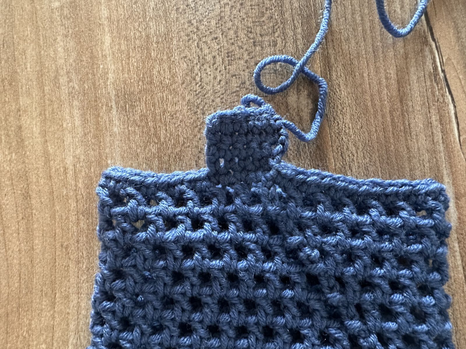 Blog-Inhaltsbild für 'Laterne häkeln für Sankt Martin – kostenlose Anleitung mit Upcycling-Idee'