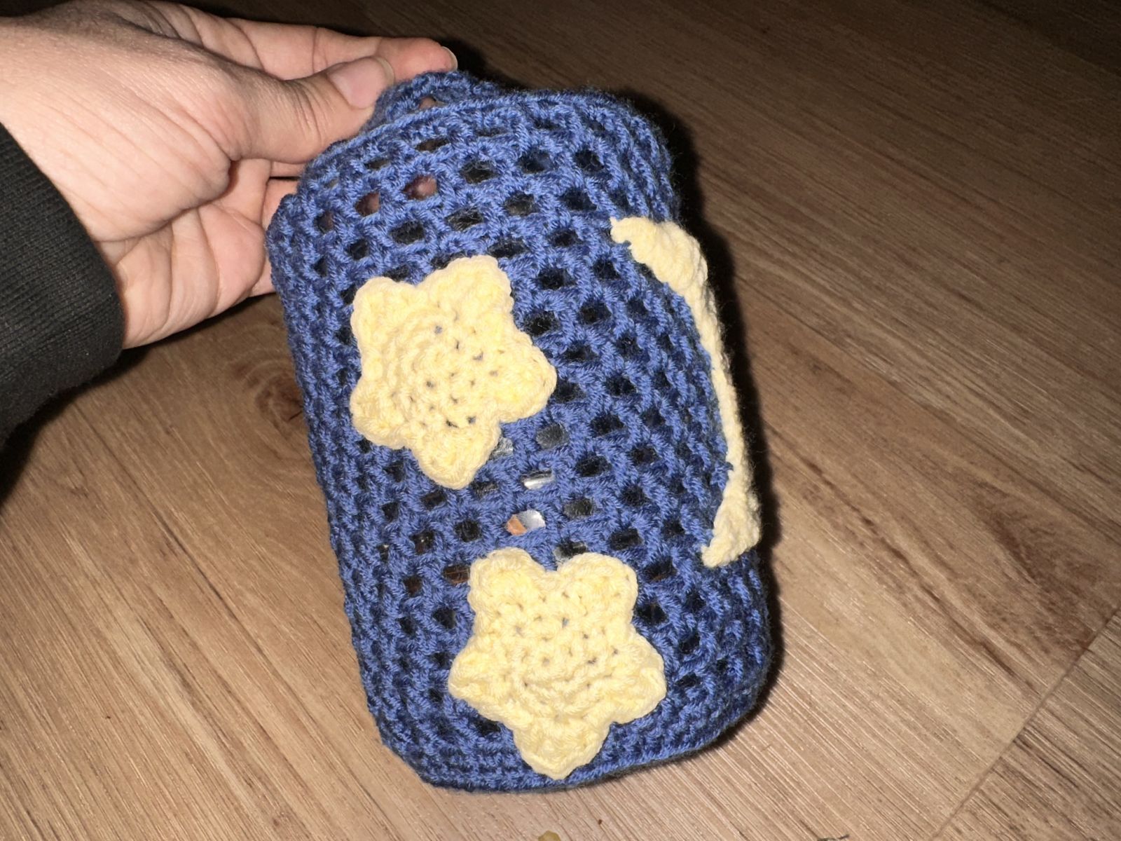 Blog-Inhaltsbild für 'Laterne häkeln für Sankt Martin – kostenlose Anleitung mit Upcycling-Idee'