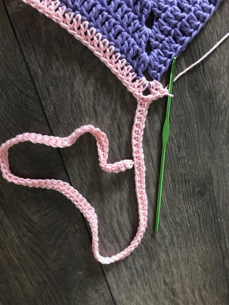 Blog-Inhaltsbild für 'Top aus Granny Square häkeln'