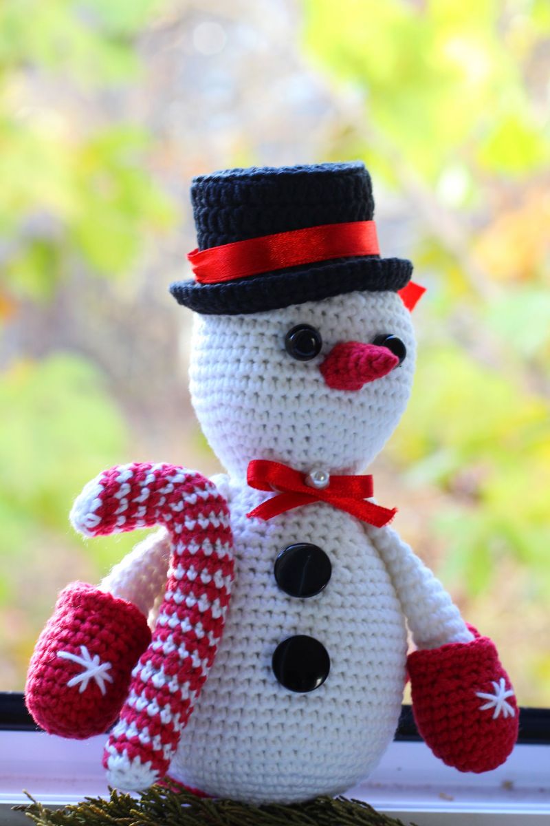 Free Crochet Pattern for Snowman