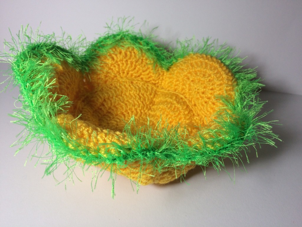 Blog-Inhaltsbild für 'Kostenlose Häkelanleitung - Kleines Osternest'