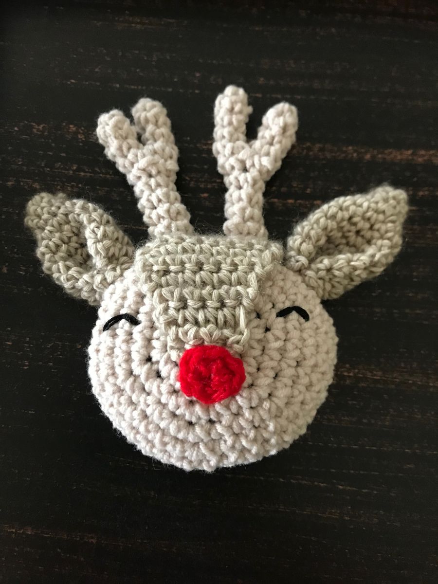 Blog-Inhaltsbild für 'Dekokette mit Rentier häkeln'