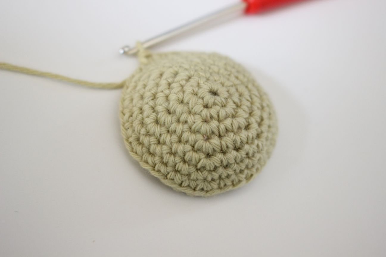 Blog-Inhaltsbild für 'Kostenlose Häkelanleitung für Ü-Ei Blume'