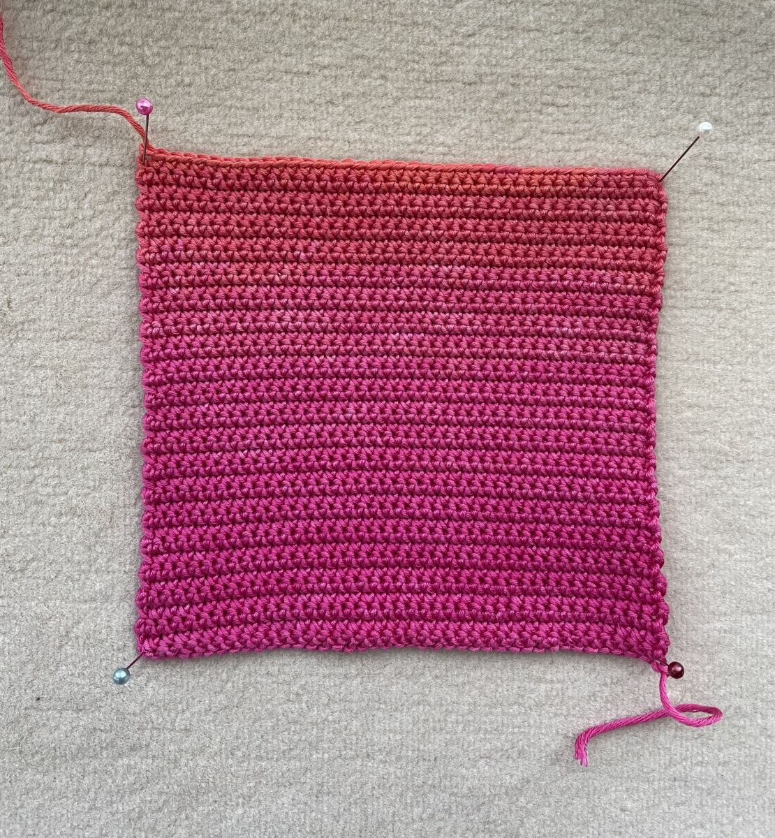 Blog-Inhaltsbild für 'Häkelanleitung für "Mister Knister", das Baby-Knister-Schmusetuch'