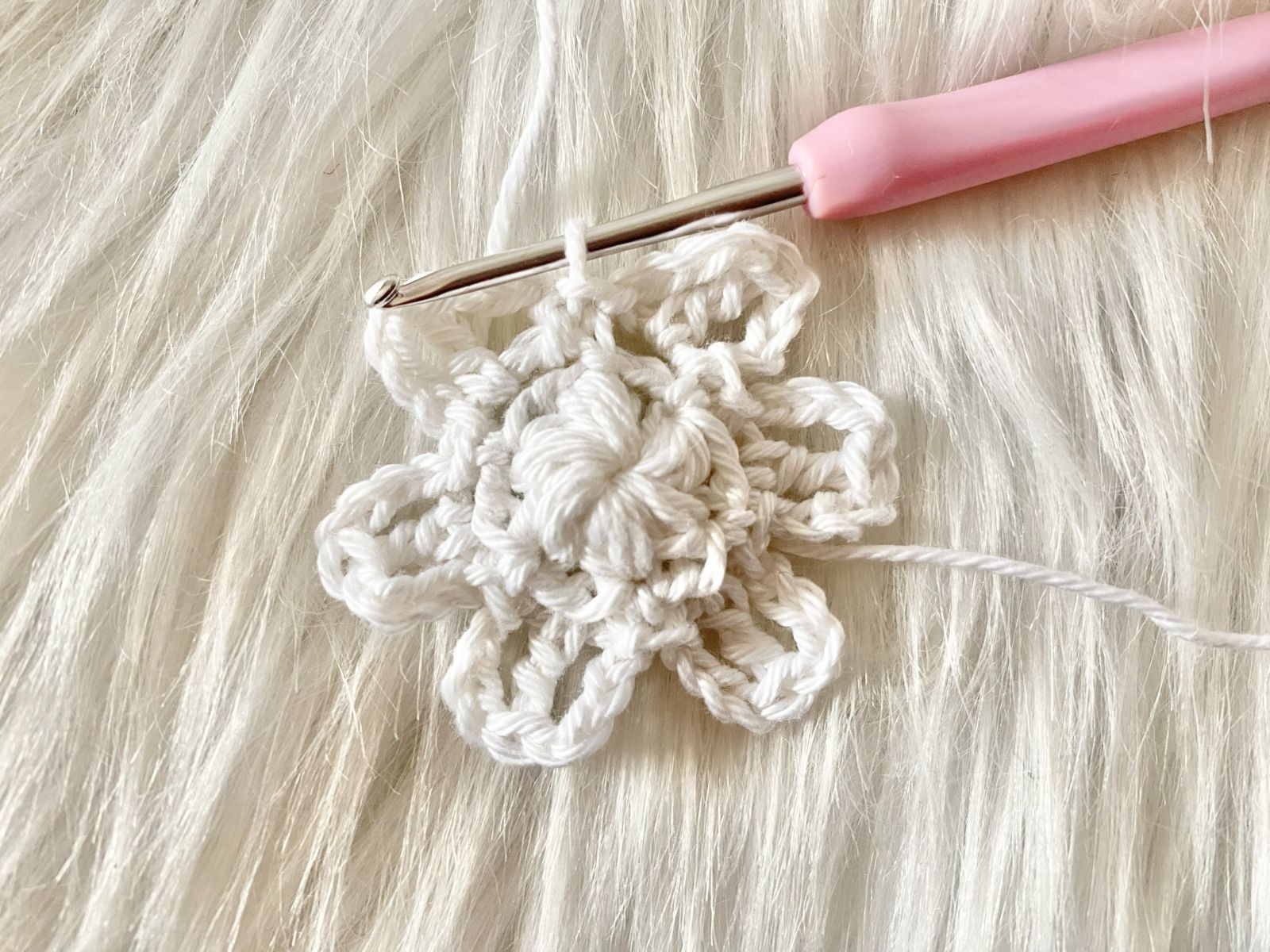 Blog-Inhaltsbild für 'Gehäkelte Botschaften für Herz und Seele, Teil 1'