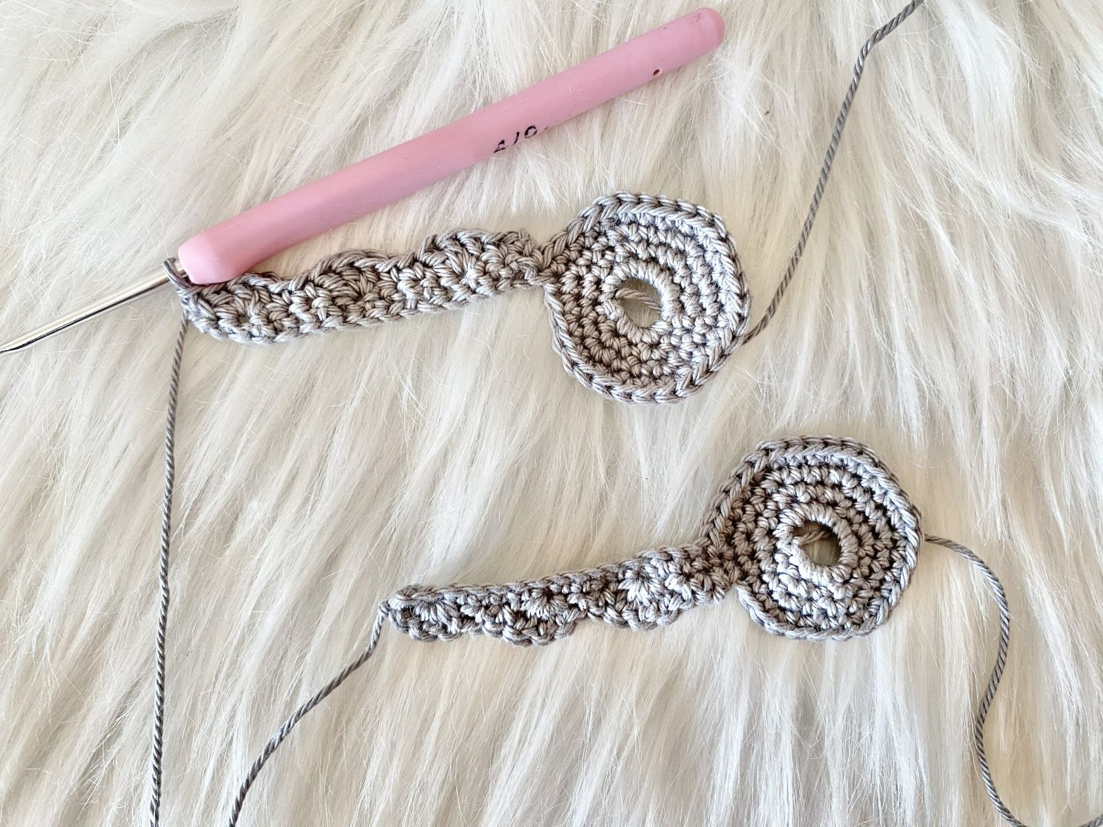 Blog-Inhaltsbild für 'Gehäkelte Botschaften für Herz und Seele, Teil 1'