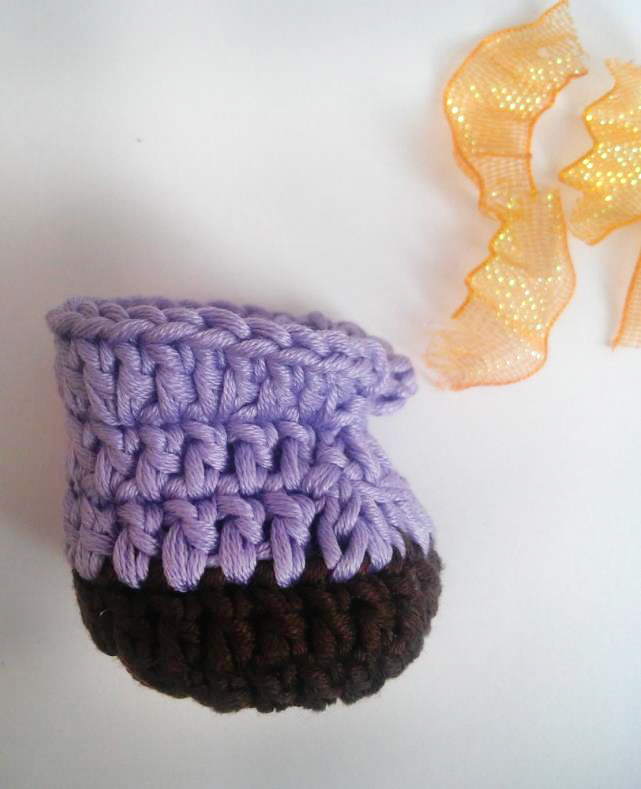 Blog content image for 'Crochet Pattern: Witch Outfit for Doll Rosalie'