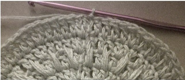 Blog content image for 'Hat "Eezy" - Free crochet pattern with size charts'