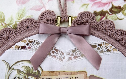 Blog-Inhaltsbild für 'Kostenlose Anleitung: So wird aus einem alten Stickring ein origineller Bilderrahmen!'