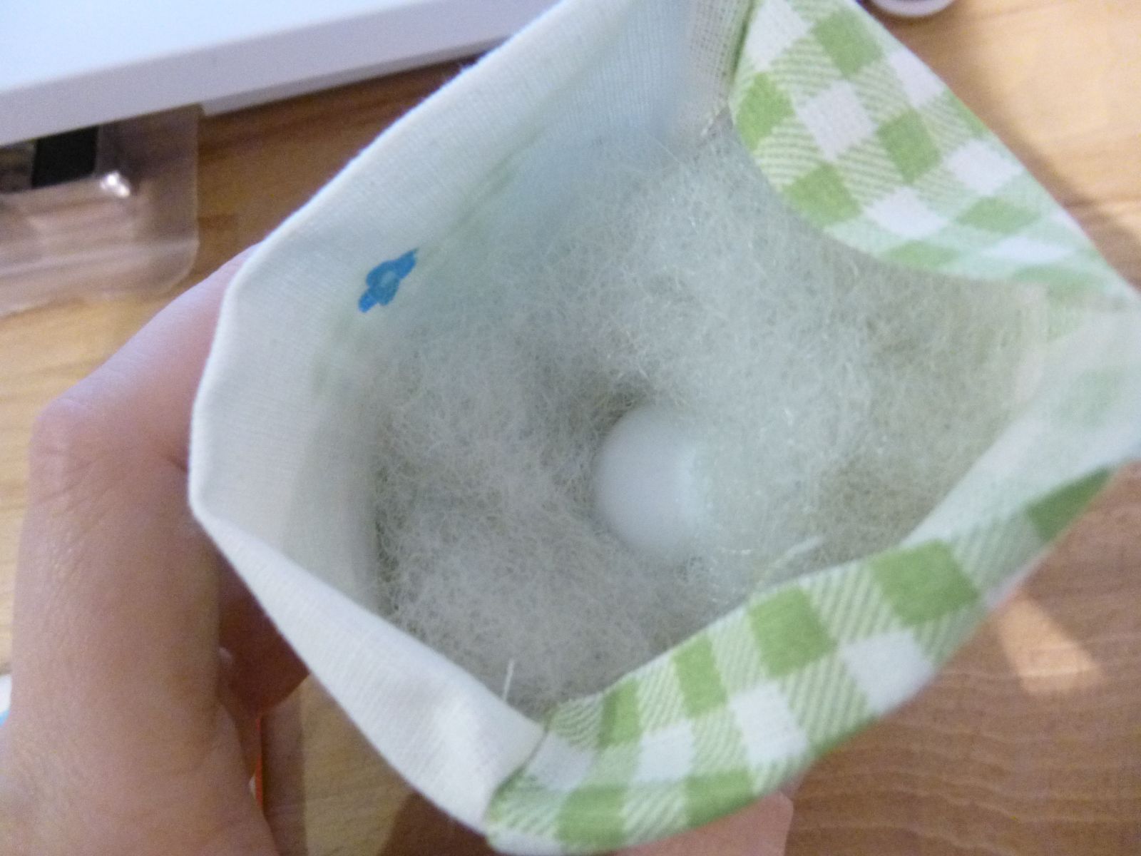 Blog-Inhaltsbild für 'Schönes Babyspielzeug - Rassel-Quietsch-Klingel-Kissen in Form eines Wals (Nähanleitung)'