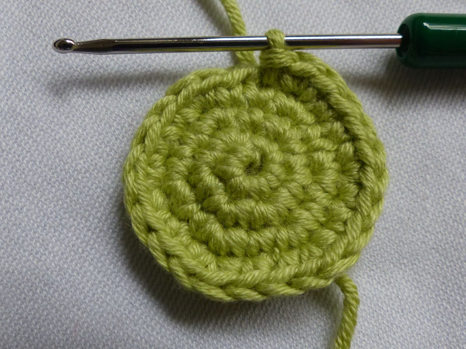 Blog-Inhaltsbild für 'Kostenlose Häkelanleitung für eine Salatgurke - Kinderküche'