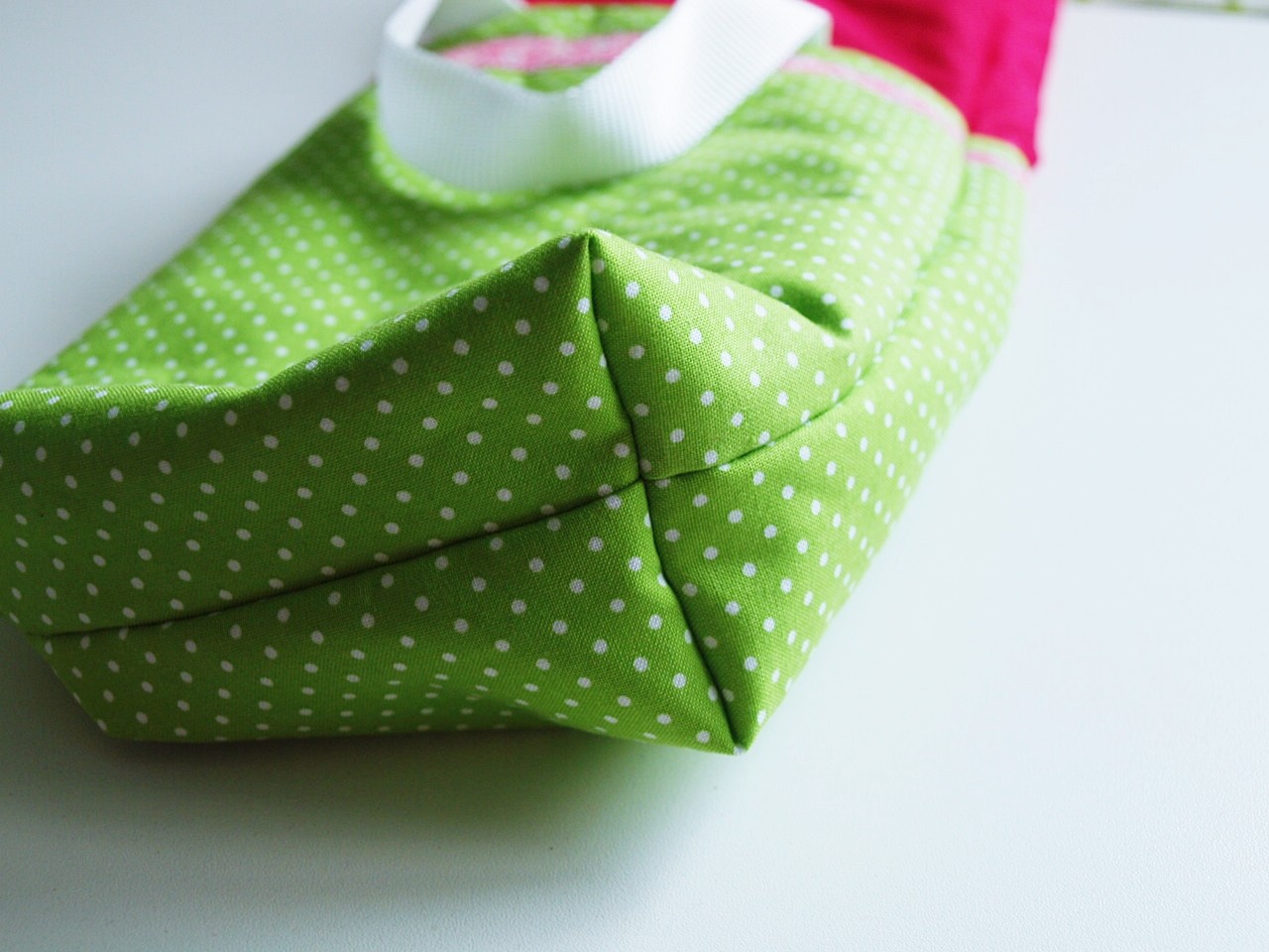 Blog-Inhaltsbild für 'Kostenlose Nähanleitung, Tasche ca. 23 cm hoch'