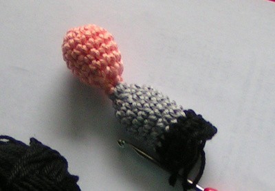 Blog-Inhaltsbild für 'Rennfahrer zum Rennauto - kostenlose Häkelanleitung'