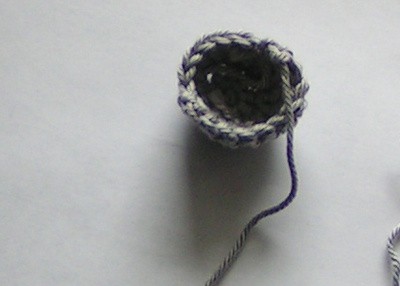 Blog-Inhaltsbild für 'Rennfahrer zum Rennauto - kostenlose Häkelanleitung'