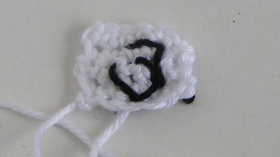 Blog-Inhaltsbild für 'kostenlose Häkelanleitung für ein Rennauto'