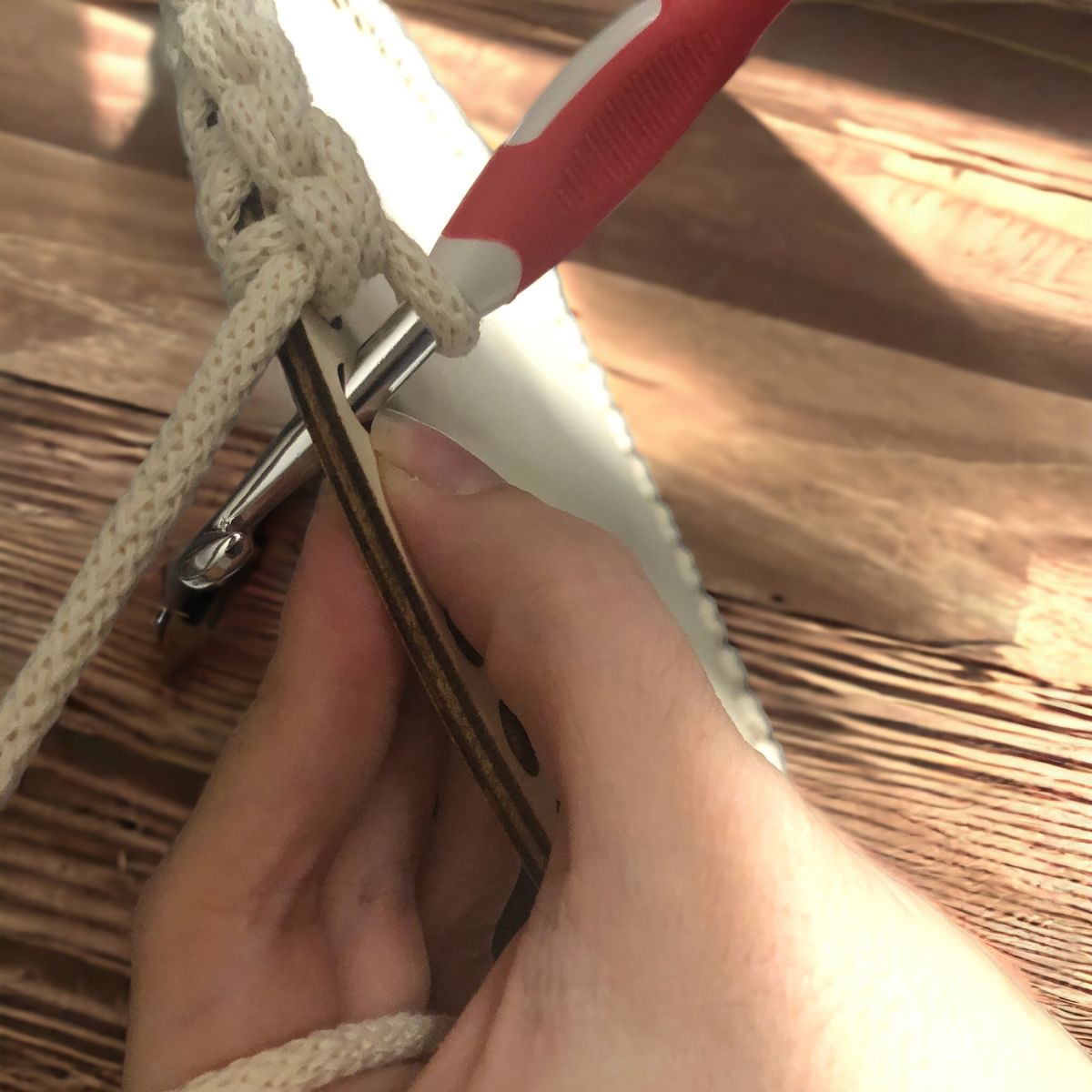 Blog-Inhaltsbild für 'Die Geschichte des Häkelns -  Praktische Aufbewahrung häkeln'